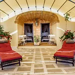 Hotel Antica Masseria Rottacapozza 4*